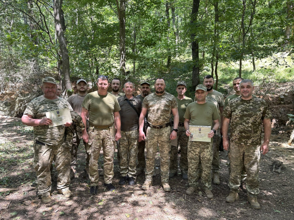 
На передовій бійців тернопільської бригади нагородили відзнаками Президента