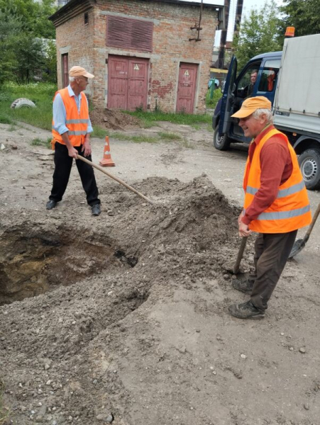 У Кременці ліквідовують наслідки негоди