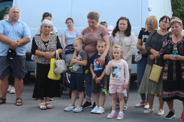 
Без тата залишилися двоє дітей: у Великогаївській громаді зустріли тіло 33-річного Героя Василя Рудика (ФОТО)