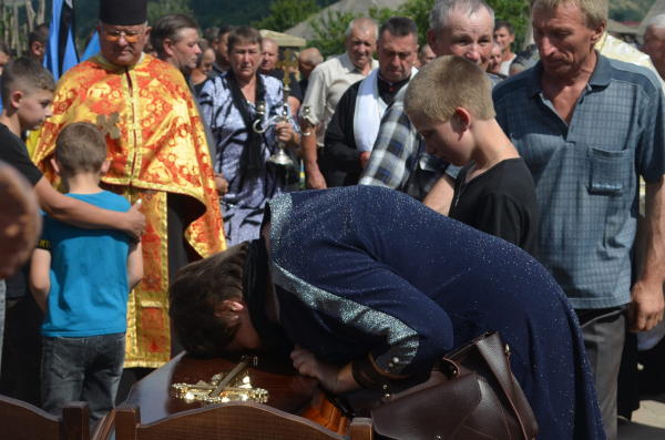 
У Білобожницькій громаді на Тернопільщині попрощались з двома захисниками (фото)