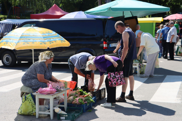 Що та за скільки продають на суботньому ярмарку у Тернополі