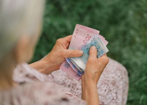 
Частина тернопільських пенсіонерів отримуватиме на 600 гривень більшу пенсію