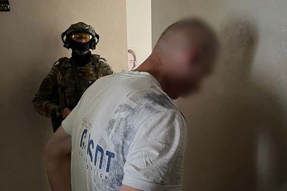 
Викрали у двох родин з Тернополя понад 2 млн грн: злодіїв зловили (фото, відео)