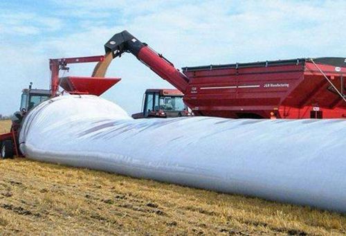 
Аграрії на Тернопільщині можуть безкоштовно отримати рукави для зберігання зерна нового врожаю