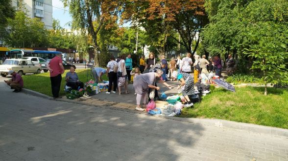 Соняшник, квасоля, зелень, хліб: що продають на ярмарку у Тернополі в суботу