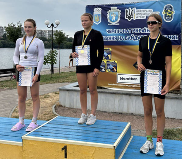
Тернопільські веслувальники здобули 5 медалей на чемпіонаті України серед юнаків та дівчат