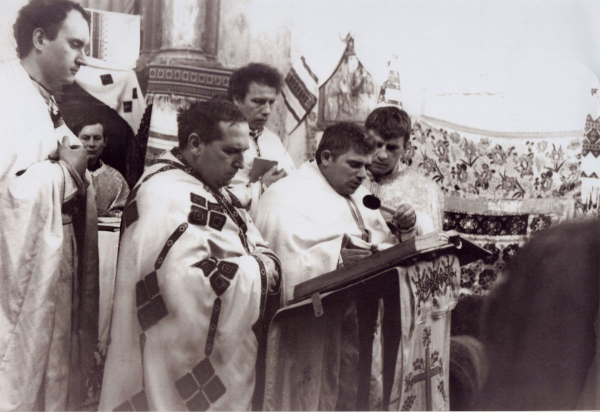 Архипастир Василій Семенюк відзначає ювілей, 50-річчя священства та 20-ліття єпископської хіротонії