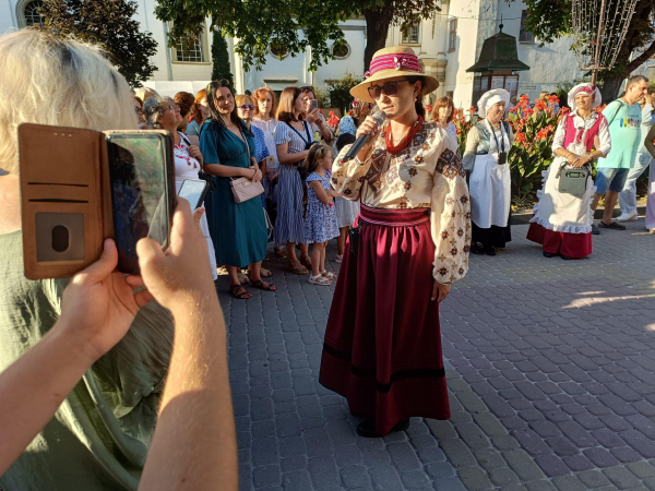 Костюмовану екскурсію «Тернопільські замальовки» провели у День міста