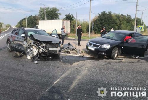 
На Теребовлянщині дорогу не поділили Hyundai та Mitsubishi