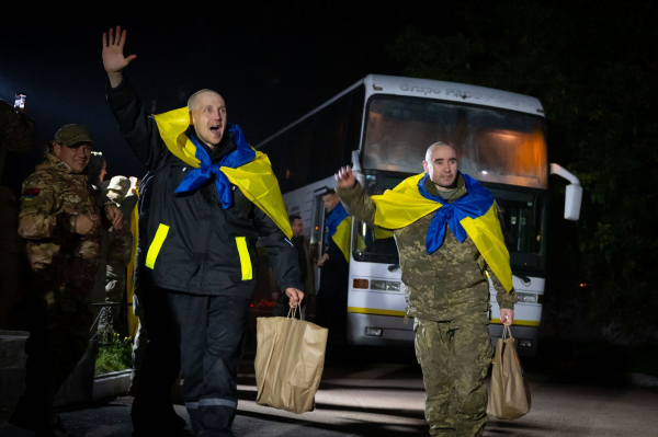 Наші вдома: 95 українських воїнів повернули додому з ворожого полону