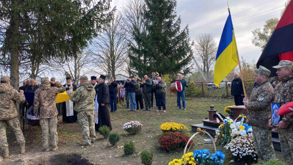 
На Кременеччині поховали вбитого ворогом захисника Павлюка Олександра