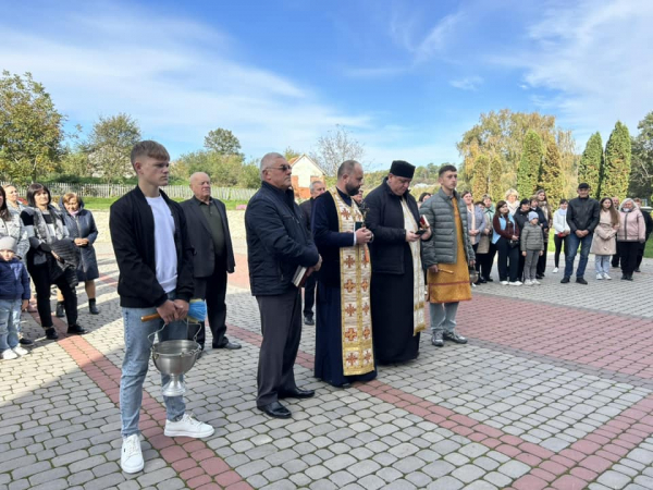 
Пам’ятні дошки полеглим Героям Ярославу Мокрію та Ігорю Рожуку відкрили у селі Буцнів (ФОТО)