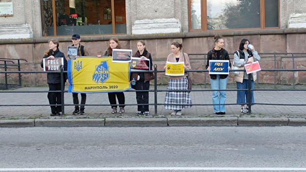 Пам’ятати про полонених та зниклих безвісти закликають у Тернополі