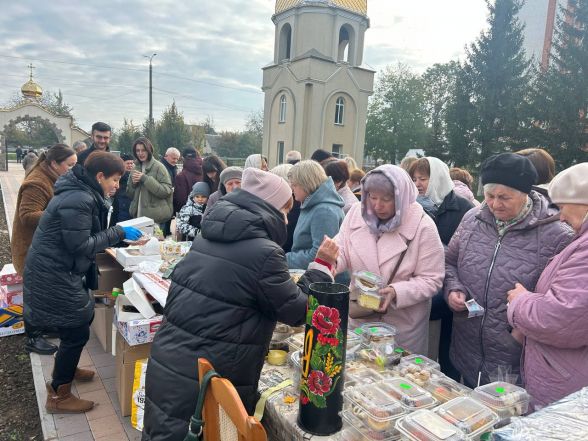 Сила в єдності: у Великій Березовиці збирають кошти на автівки для захисників