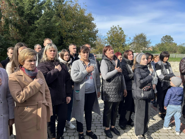 
Пам’ятні дошки полеглим Героям Ярославу Мокрію та Ігорю Рожуку відкрили у селі Буцнів (ФОТО)