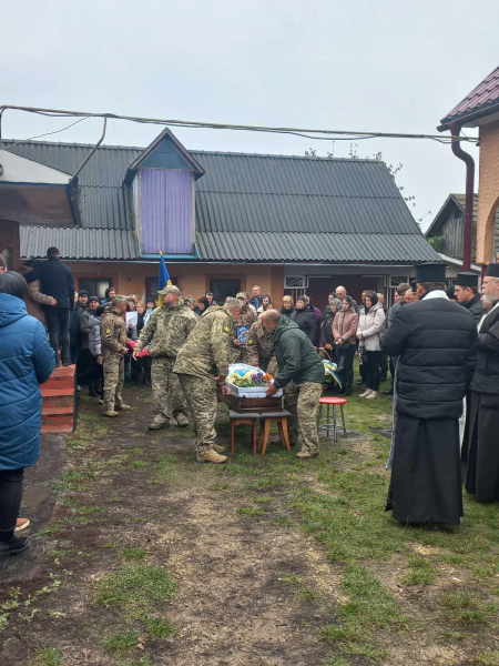 
На Кременеччині поховали вбитого ворогом захисника Павлюка Олександра