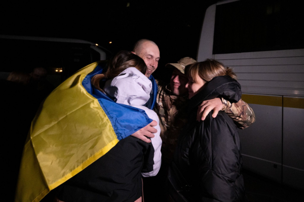 Наші вдома: 95 українських воїнів повернули додому з ворожого полону