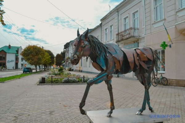 «Ковбасна столиця» України: як підприємці в Копичинцях реалізовують міжнародні проєкти