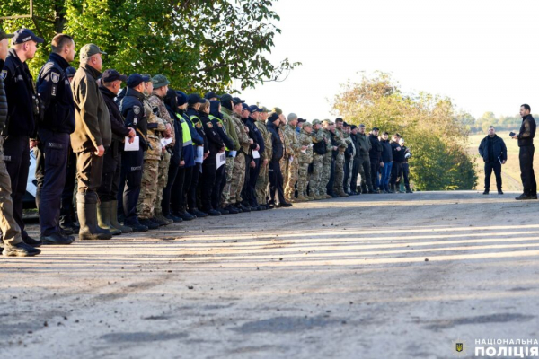 Авто, яке покинув вбивця подружжя, знайшли недалеко від Тернопільської області