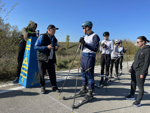 
Чемпіонат з лижних гонок на лижоролерах та роликових ковзанів відбувся у Великоберезовицькій громаді (ФОТО)