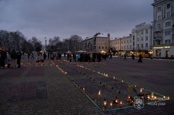 Тернополяни вшанували пам’ять жертв Голодоморів (фото)