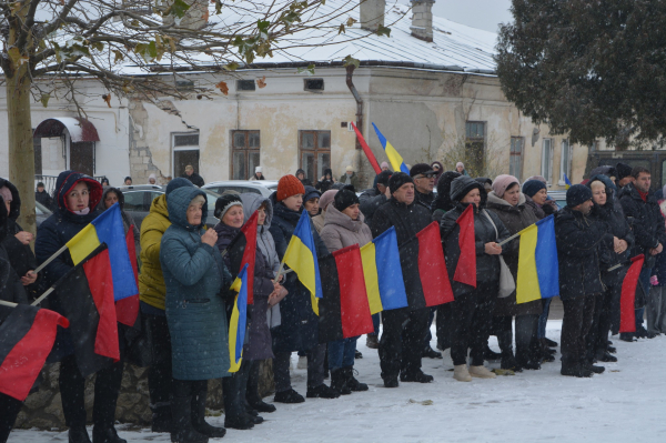 
На Збаражчині поховали захисника, який загинув на Харківщині понад два роки тому (фото)