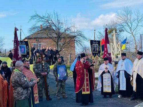 
В рідному селі знайшов спочинок бережанський військовослужбовець Ігор Дидик