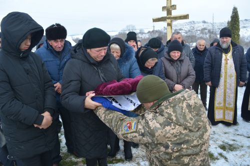 
На Збаражчині поховали захисника, який загинув на Харківщині понад два роки тому (фото)