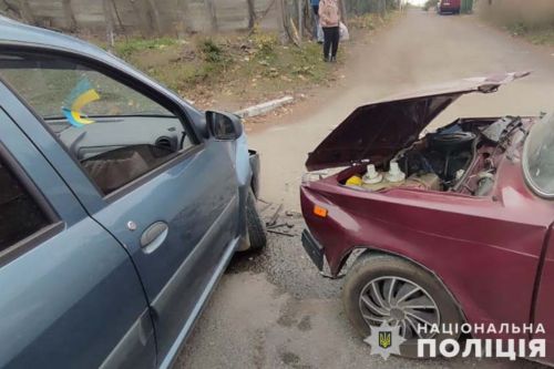 
На Кременеччині не розминулися Dacia Logan і ВАЗ: в лікарню з травмами доправили пасажирку