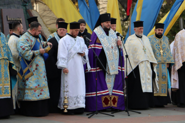 У Тернополі вшанували Героїв, які віддали життя за незалежність України