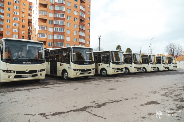 
Нові автобуси з пандусами та кондиціонерами курсуватимуть у Тернополі (ФОТО)