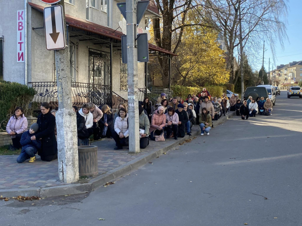 
На щиті повернувся додому військовий з Козівської громади Михайло Сапужак