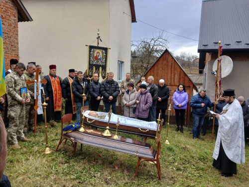 
У рідному селі на Підгаєччині відспівали загиблого Героя (фото)