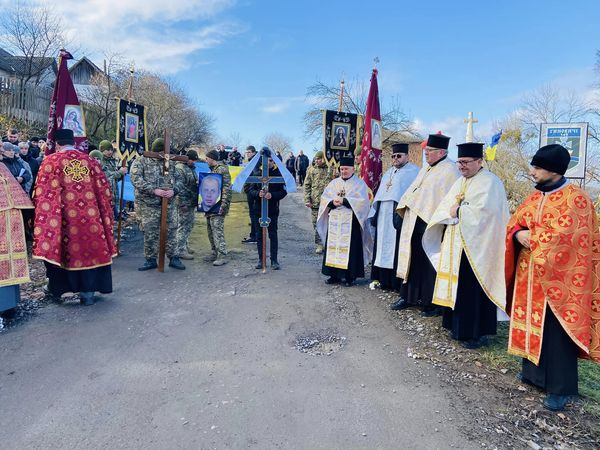 
В рідному селі знайшов спочинок бережанський військовослужбовець Ігор Дидик