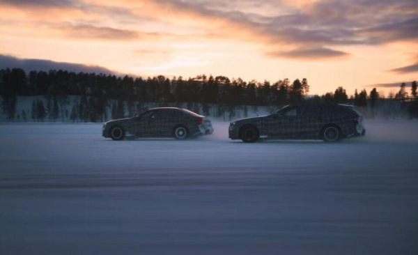 У Тернополі двоє водіїв BMW влаштували дрифт на очах у патрульних. Відео