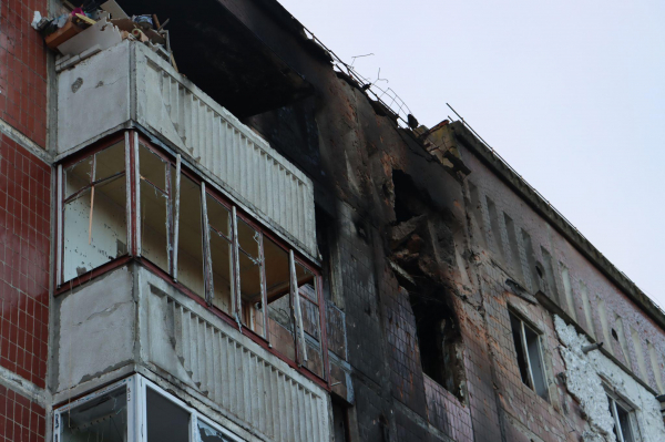 Вибігали в чому було. Тернополяни намагаються забрати із квартир вцілілі речі (РЕПОРТАЖ)