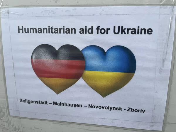 
Ноутбуки, генератори, ліки: громада на Тернопільщині отримала допомогу з Німеччини (фото)