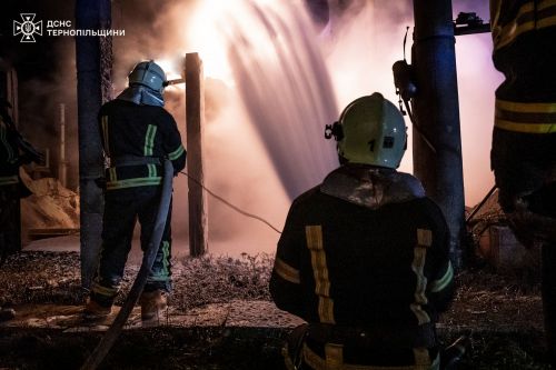 
З'явилися фотографії з місця удару БпЛА по тернопільському енергооб'єкту 