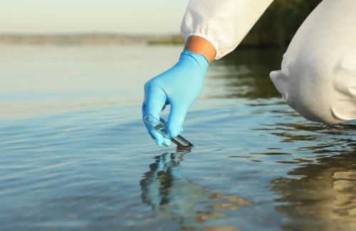 
Воду у річках Тернопільщини перевіряють на наявність забруднюючих речовин