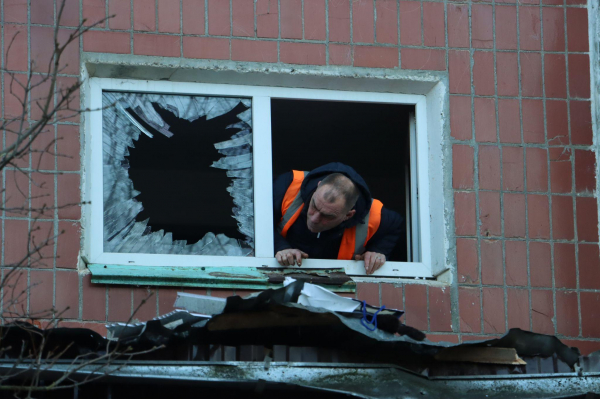 Вибігали в чому було. Тернополяни намагаються забрати із квартир вцілілі речі (РЕПОРТАЖ)