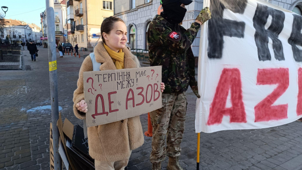 Про тих, хто зустрічатиме Різдво в полоні, нагадують у Тернополі