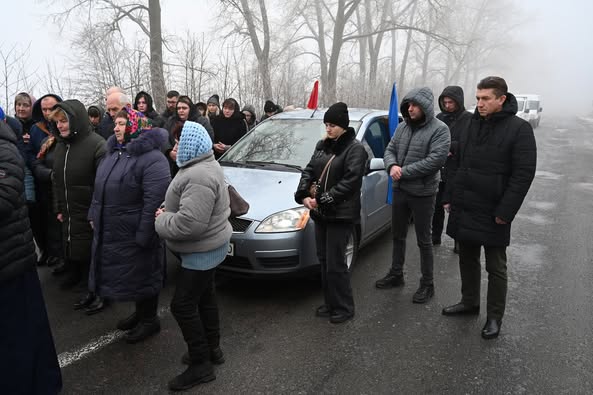 
В Лановецькій громаді поховали воїна Віктора Шевчука (фото)