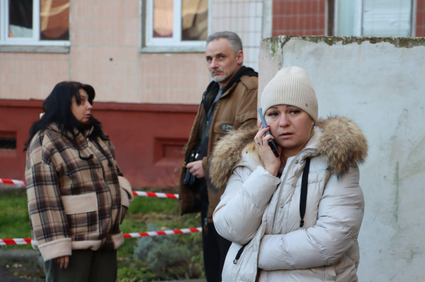 Вибігали в чому було. Тернополяни намагаються забрати із квартир вцілілі речі (РЕПОРТАЖ)