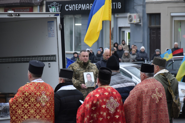 
У Теребовлі зустріли тіло загиблого воїна з 3 штурмової бригади Назарія Богуша (фото)