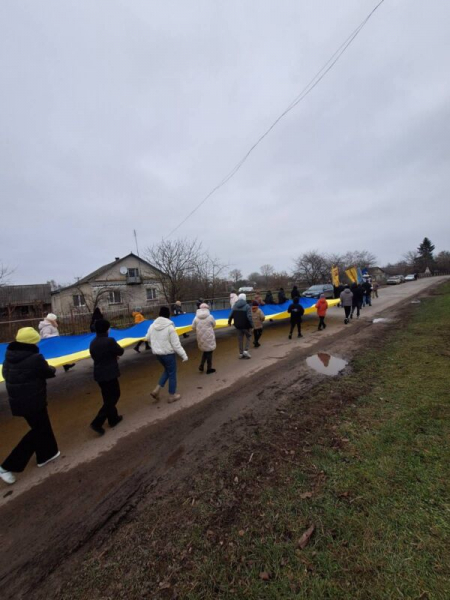 У Борсуківській громаді попрощалися з Героєм, що помер під час лікування