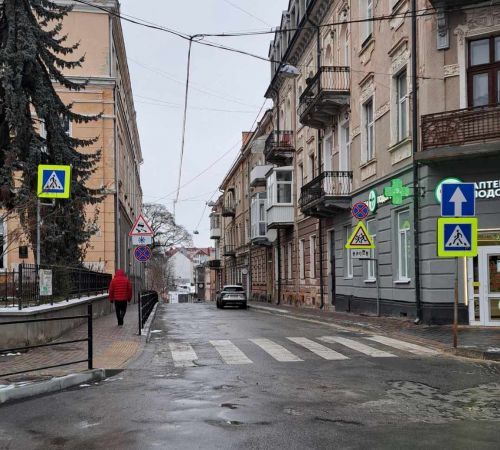 
Скандал через парковку в центрі Тернополя: обмеження діятимуть до квітня