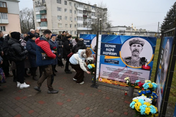 У Лановецькій громаді освятили стели на Алеї пам’яті