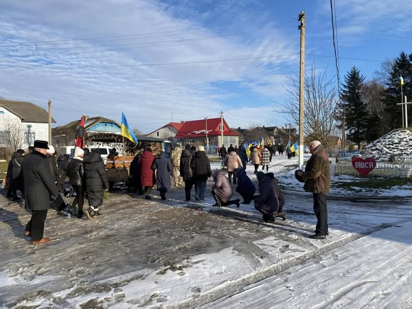 
До Козівської громади назавжди повернувся воїн Сачик Іван (фото)