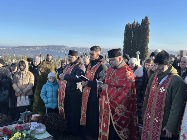 
Пам’ять кіборга Івана Вітишина вшанували у Великоберезовицькій громаді (ФОТО)