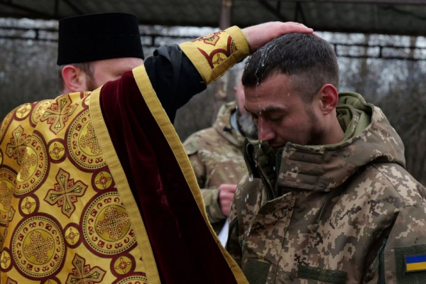 Військовий з Тернопільської бригади прийняв хрещення на свято Водохреща